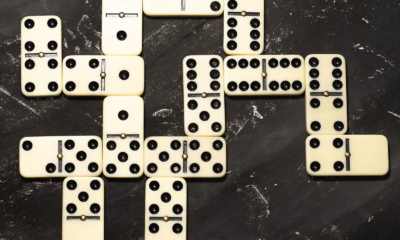 How to Play Dominoes